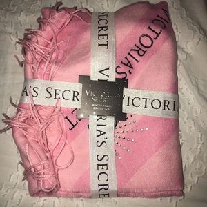 Victoria’s Secret Scarf